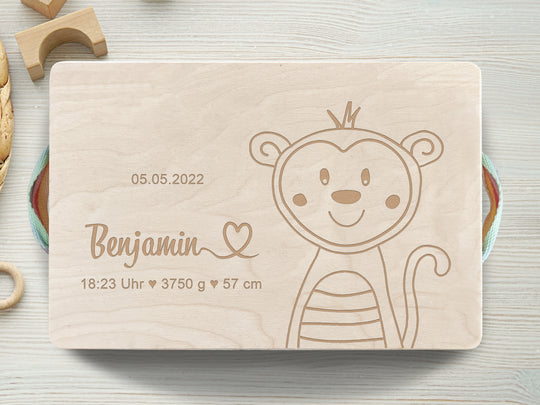 Personalisierte Erinnerungsbox aus Holz | Affe mit Herz | Erinnerungskiste Baby | Geschenk zur Schwangerschaft, Geburt, Taufe, Kommunion | Babyparty